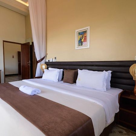 Hoima Buffalo Hotel & Business Hub Ltd 외부 사진