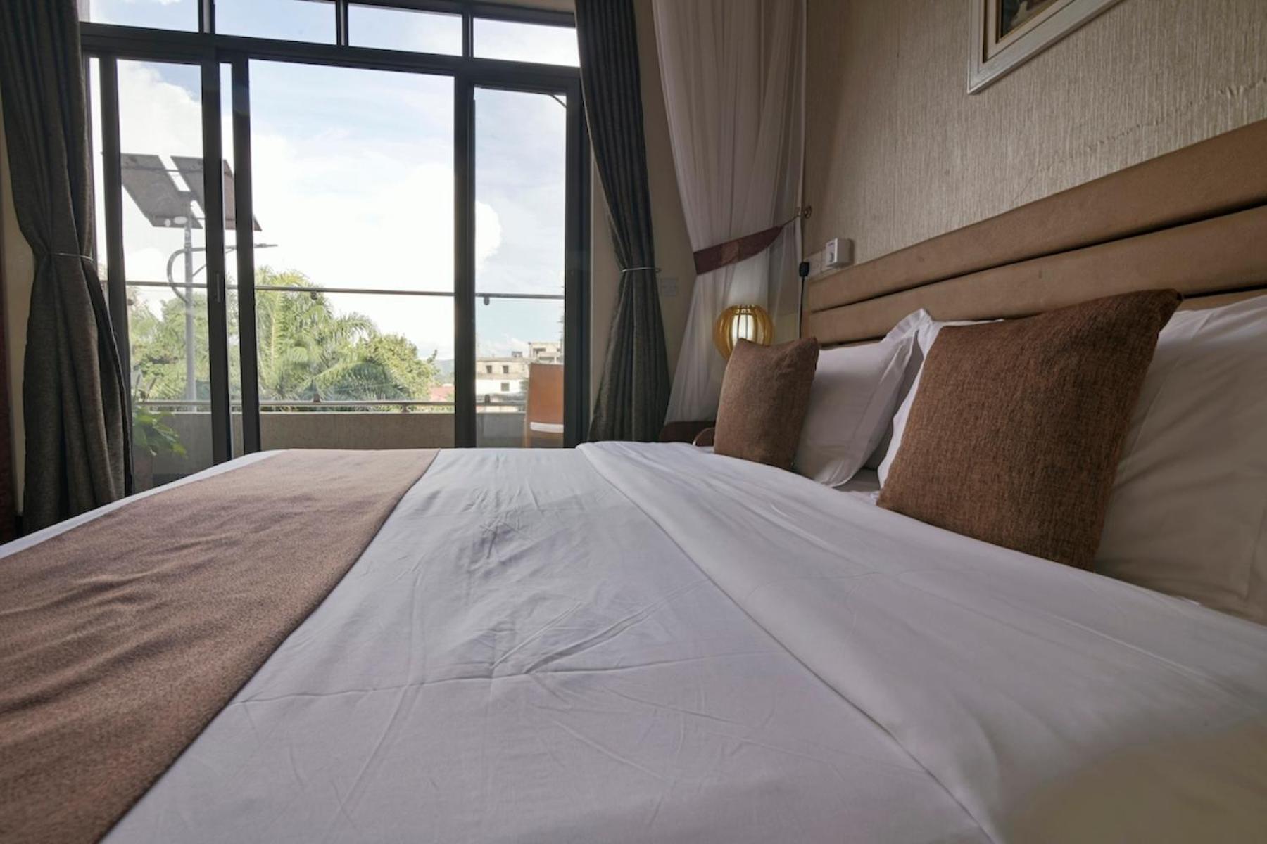 Hoima Buffalo Hotel & Business Hub Ltd 외부 사진